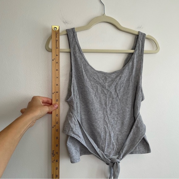 Lululemon its a tie tank top wrap grey convertible yoga Pilates work out running - Picture 8 of 10